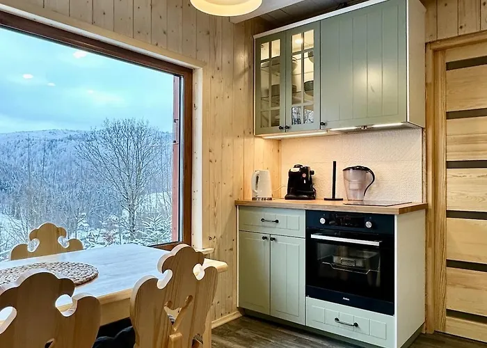 Holiday home Pod Srebrzystym Swierkiem - Jacuzzi Koszarawa