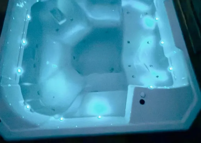 Pod Srebrzystym Swierkiem - Jacuzzi * Koszarawa