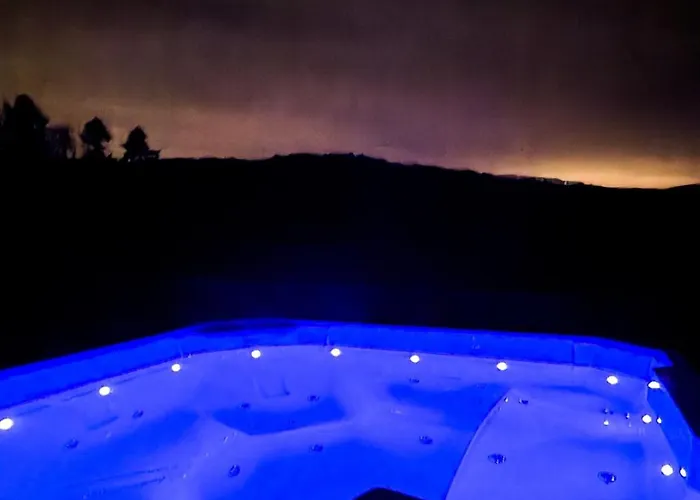 Дом отдыха Pod Srebrzystym Swierkiem - Jacuzzi *